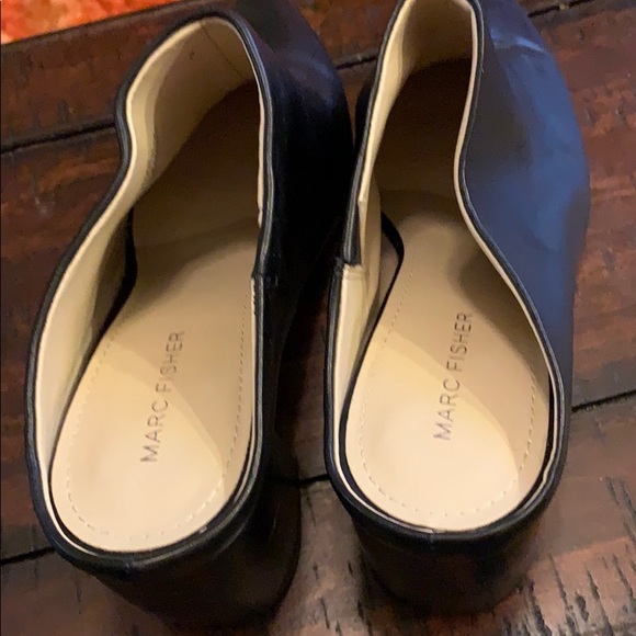 Black Step In Shoes - Picture 8 of 9